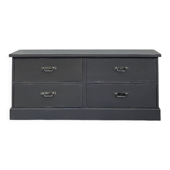 Hatter's chest of drawers