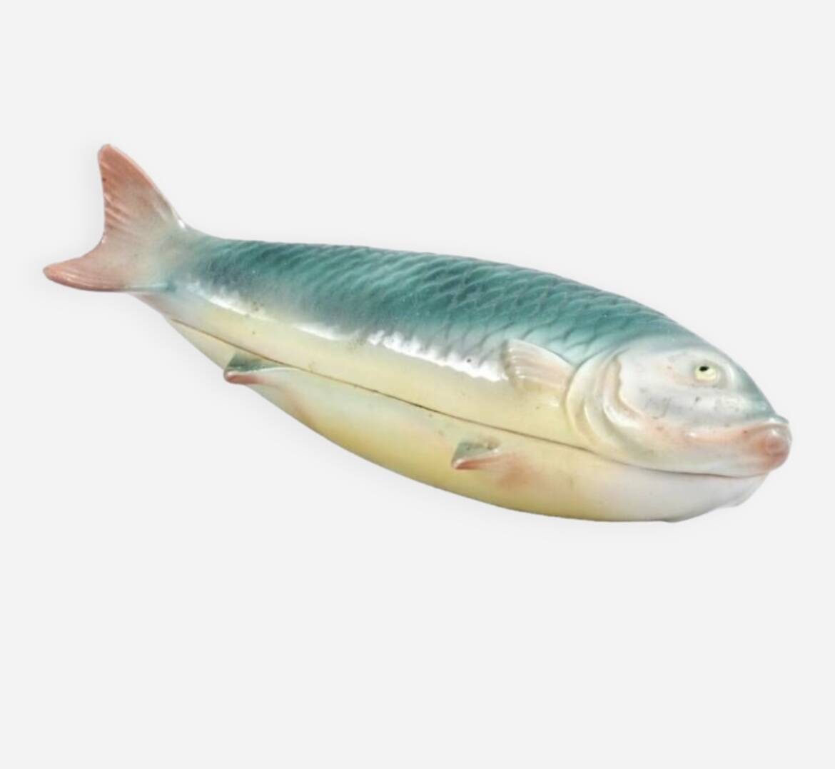 Fish-shaped slip box - old