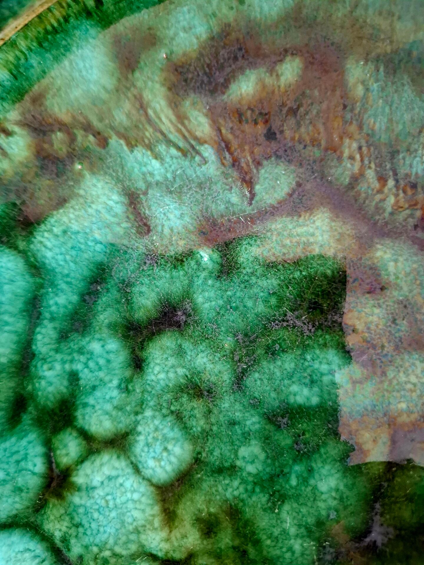 Emerald green ceramic presentation plate Pissareff