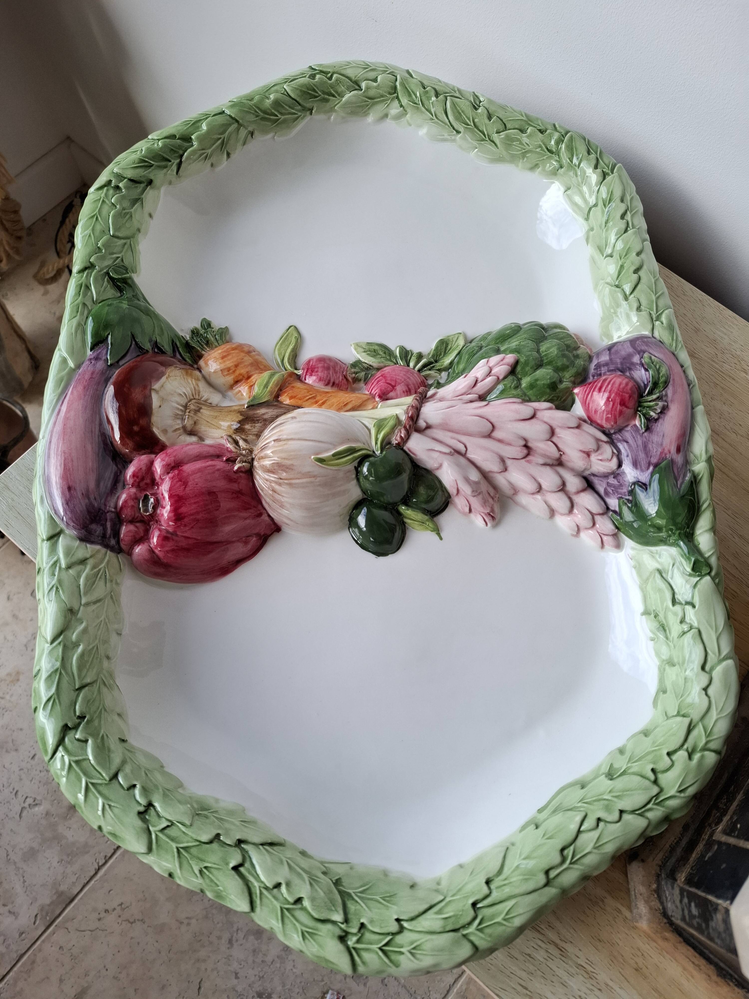 Large earthenware dish