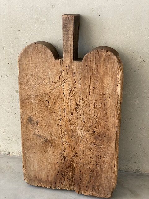 Wooden cutting board