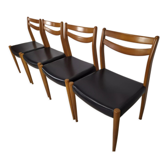 Series of 4 Scandinavian chairs