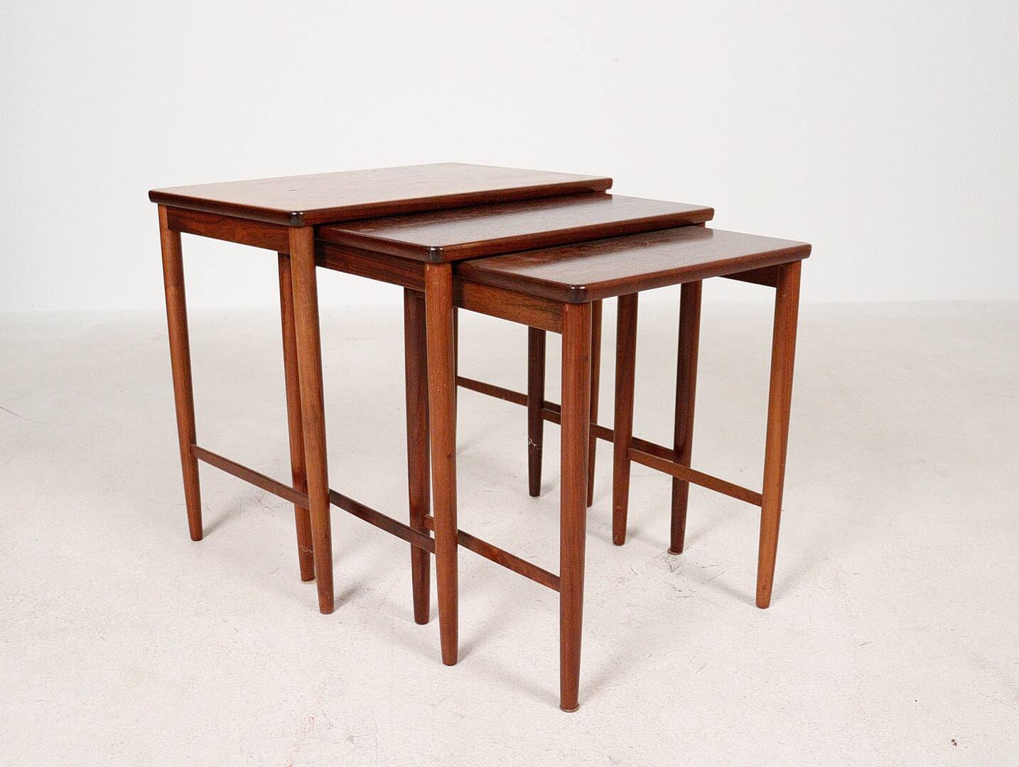 Vintage nesting tables 3 pieces