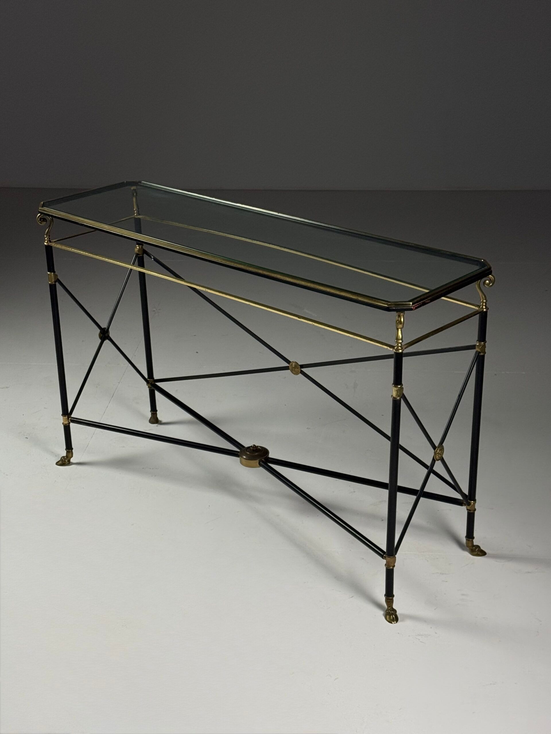Table d'appoint des années 1960.