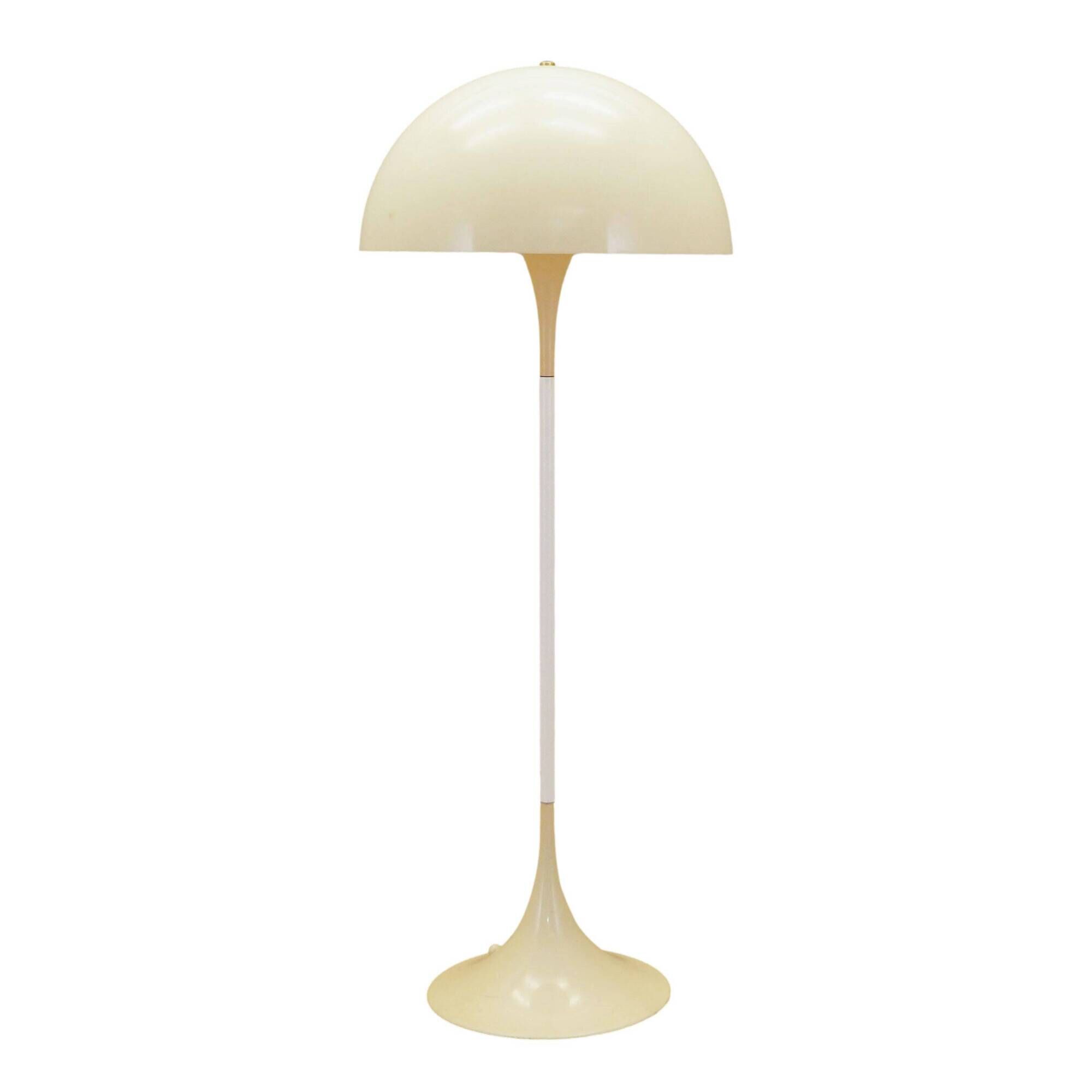 Floor lamp Panthella, Danish design, 1970s, manufacturer: Louis Poulsen, de