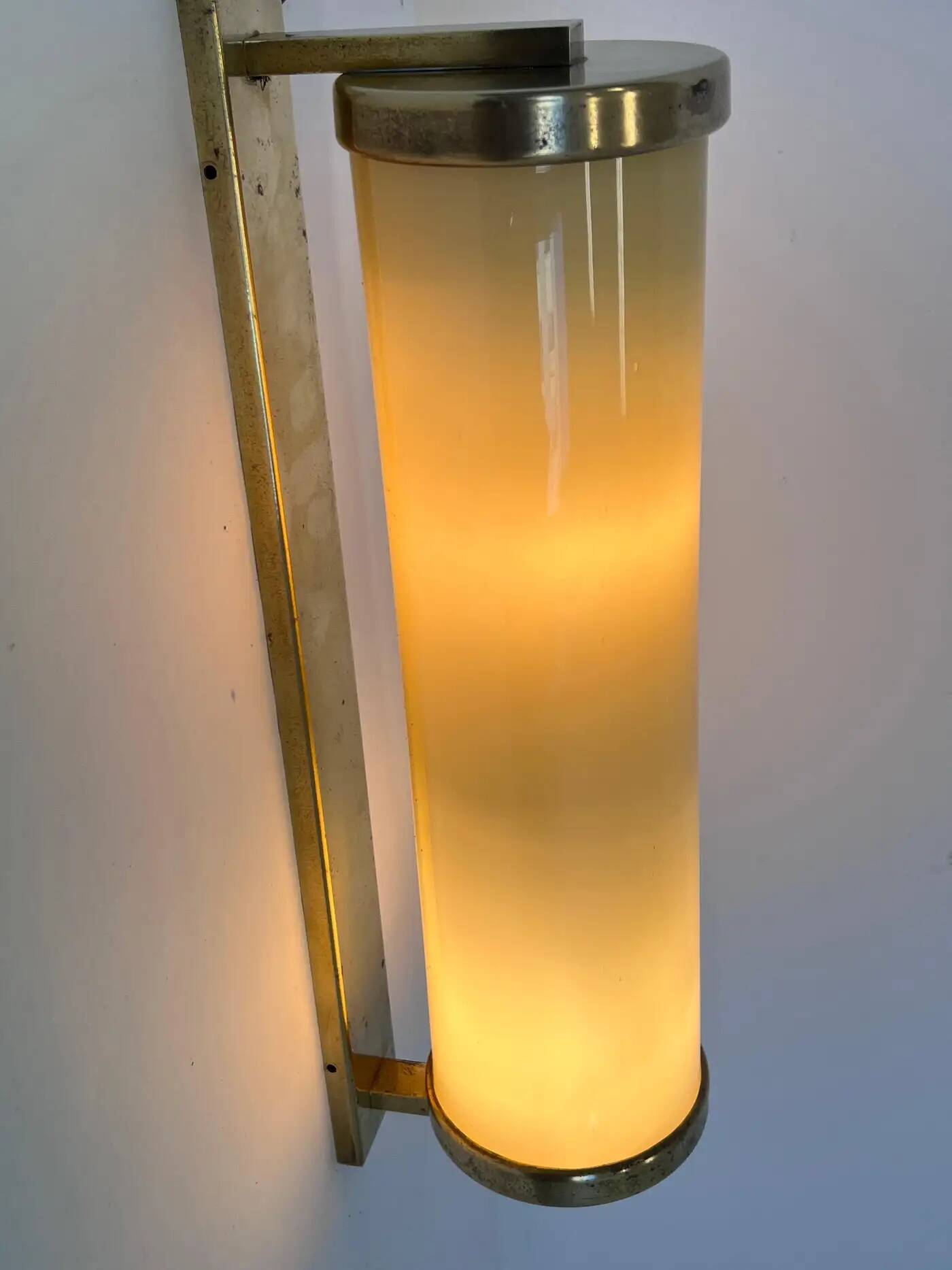 Applique murale en laiton de style Bauhaus, années 1930 - Tchécoslovaquie