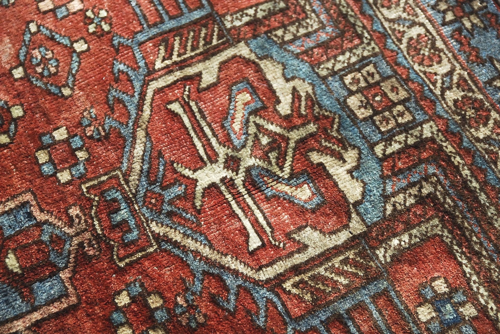 Antique Hand-woven Persian Heriz Carpet, 1920 s - 140x97cm