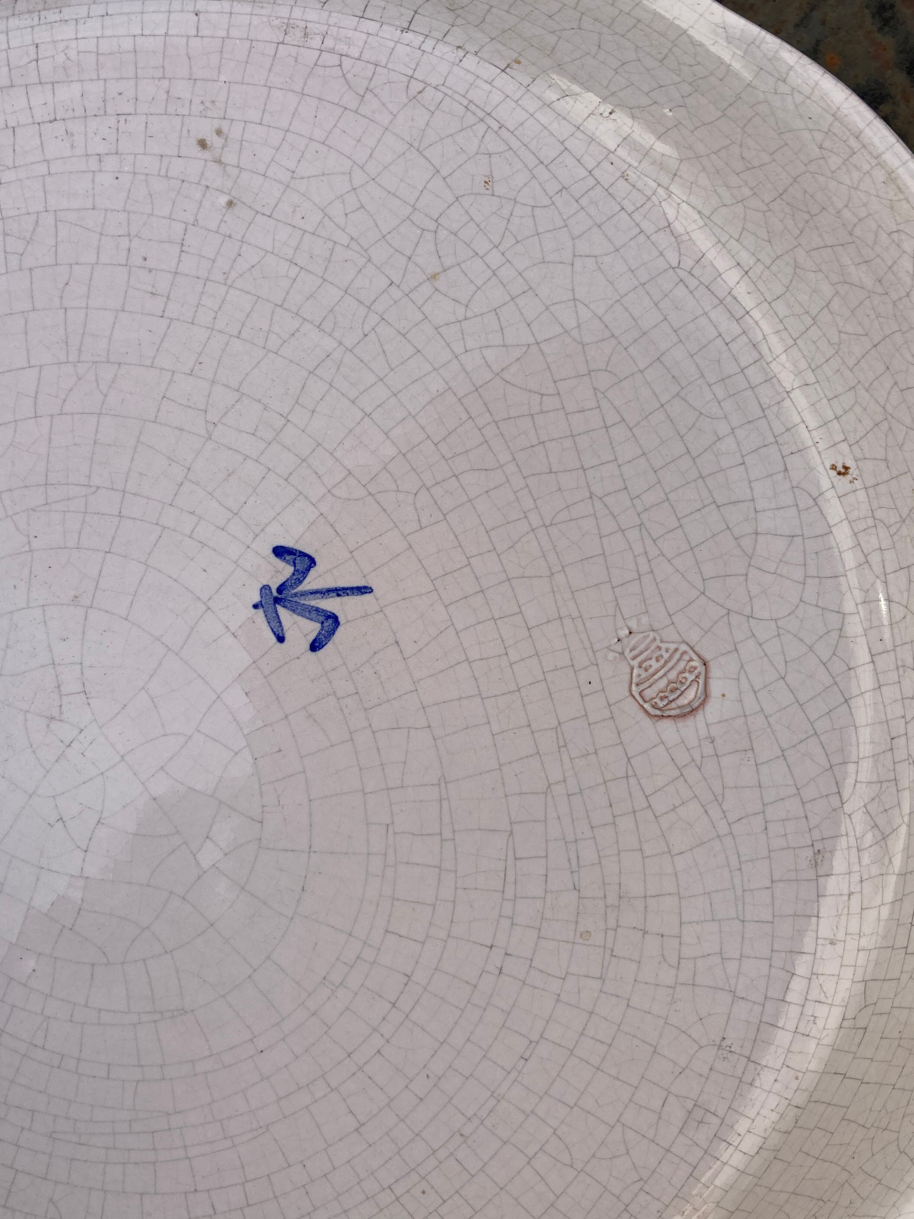 Quimper plate signed with rooster decoration in yellow enamelled ceramic old