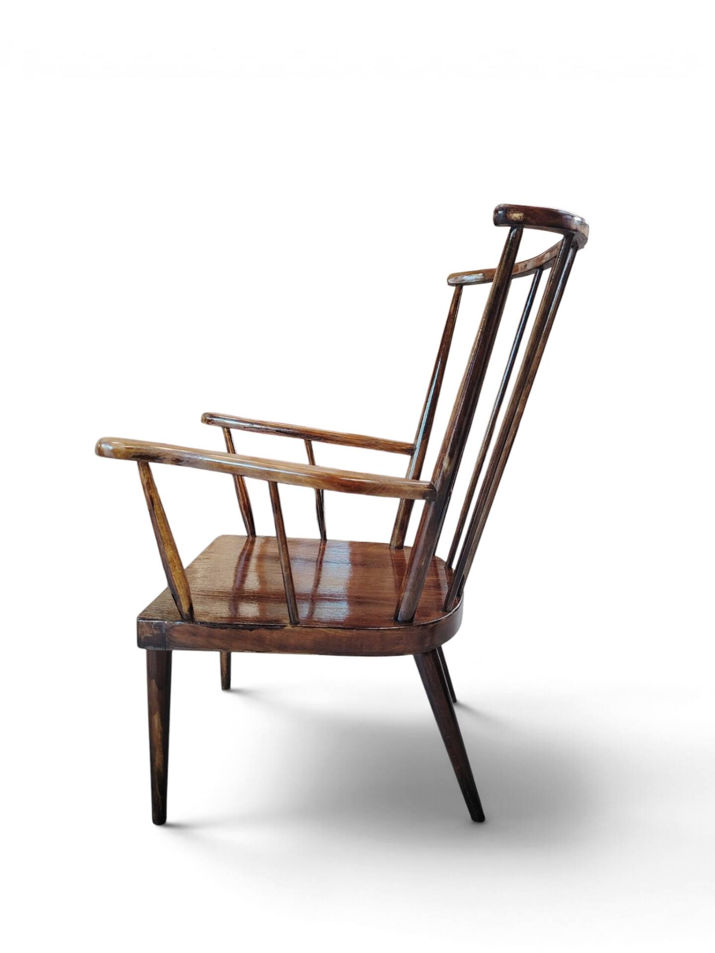 Fauteuil à haut dossier en éventail Baumann années 60