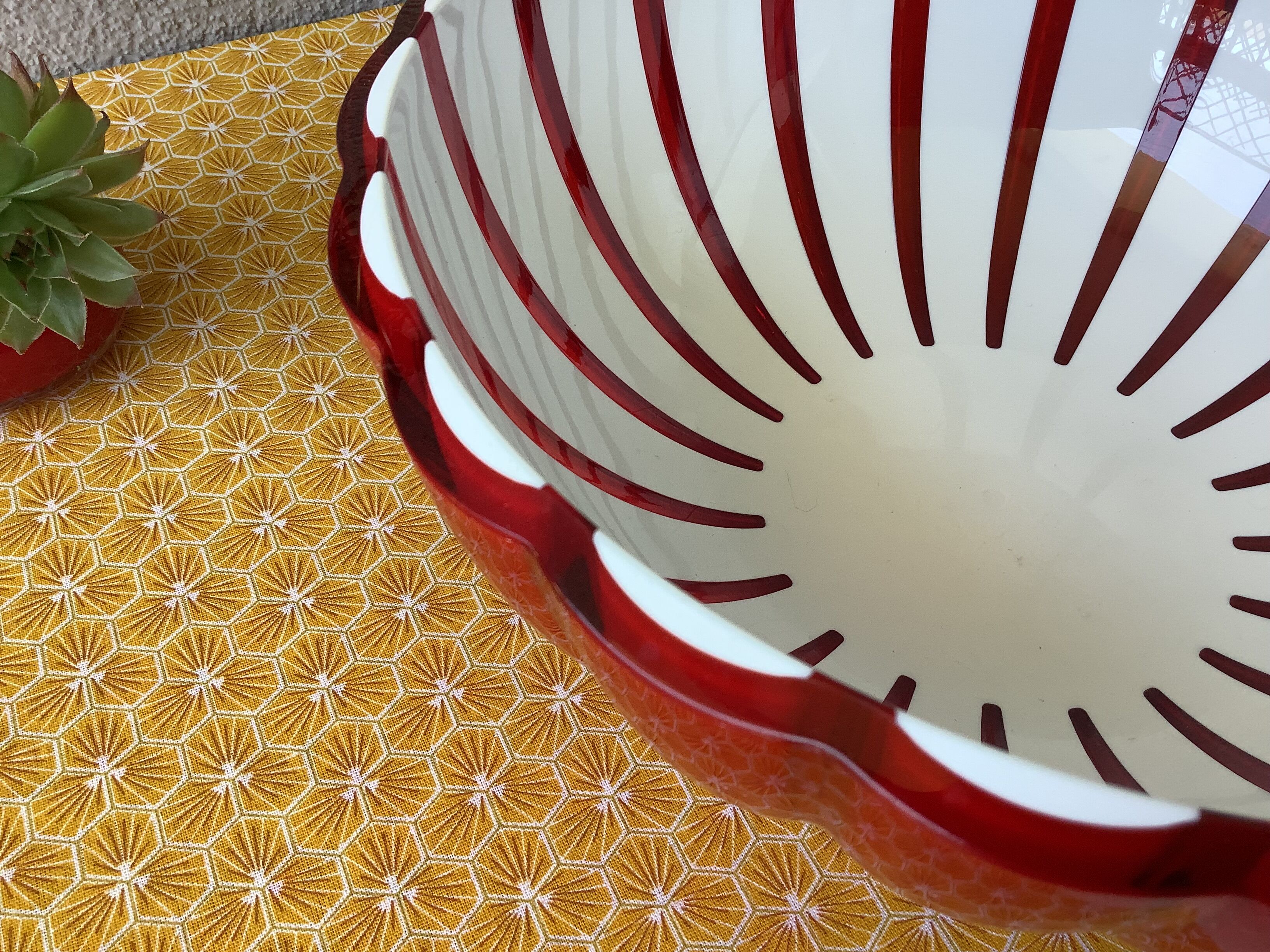 Salad bowl Guzzini model Grace