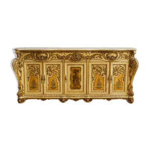 Buffet en enfilade de