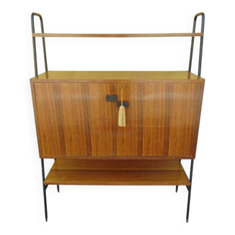 Mid-century wall shelf in wood and black and brown metal, Italian design from the 1950s.