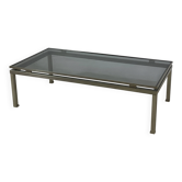 Table basse en laiton et plateau verre fumé par Guy Lefevre, 1970s