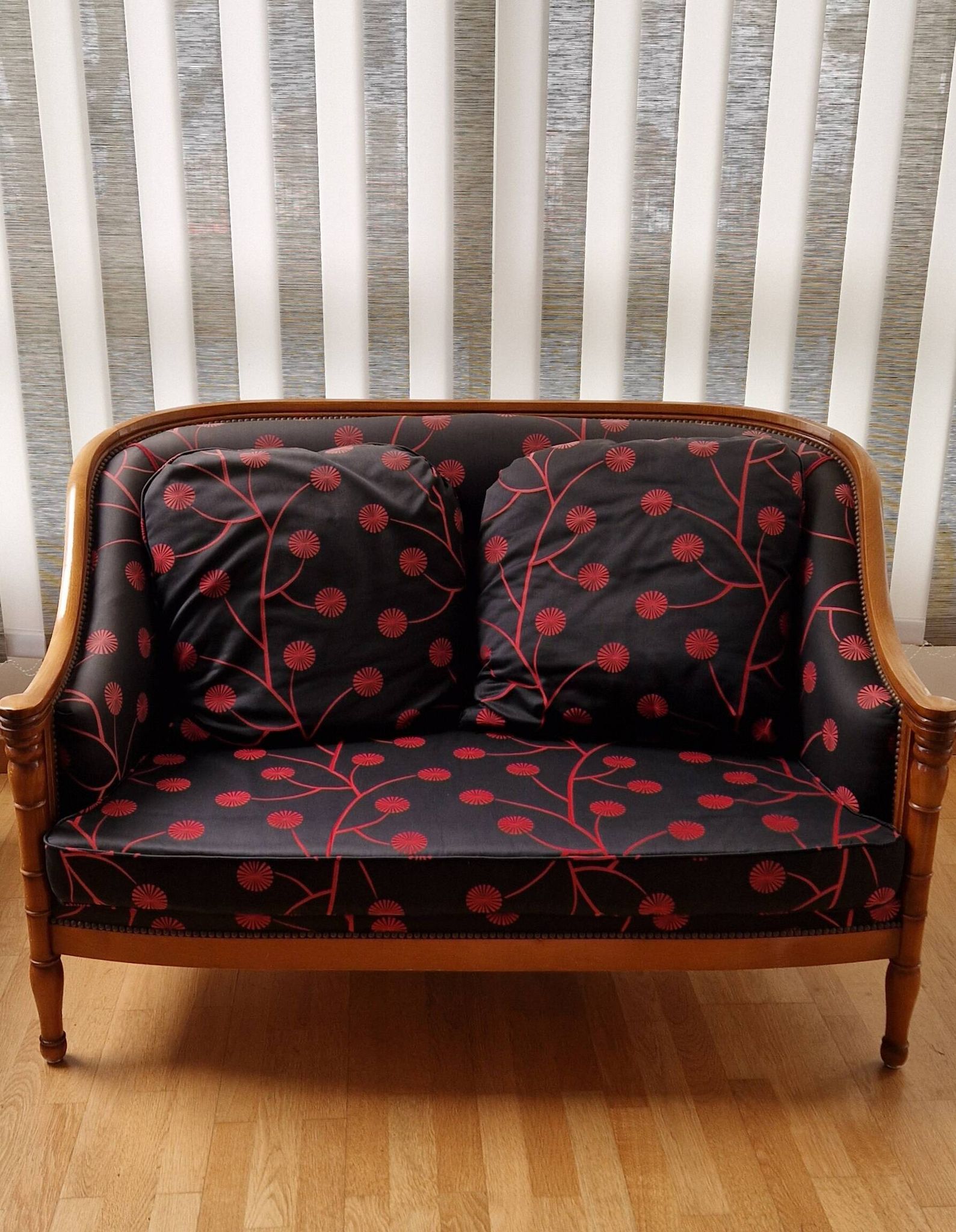 Two-seater sofa