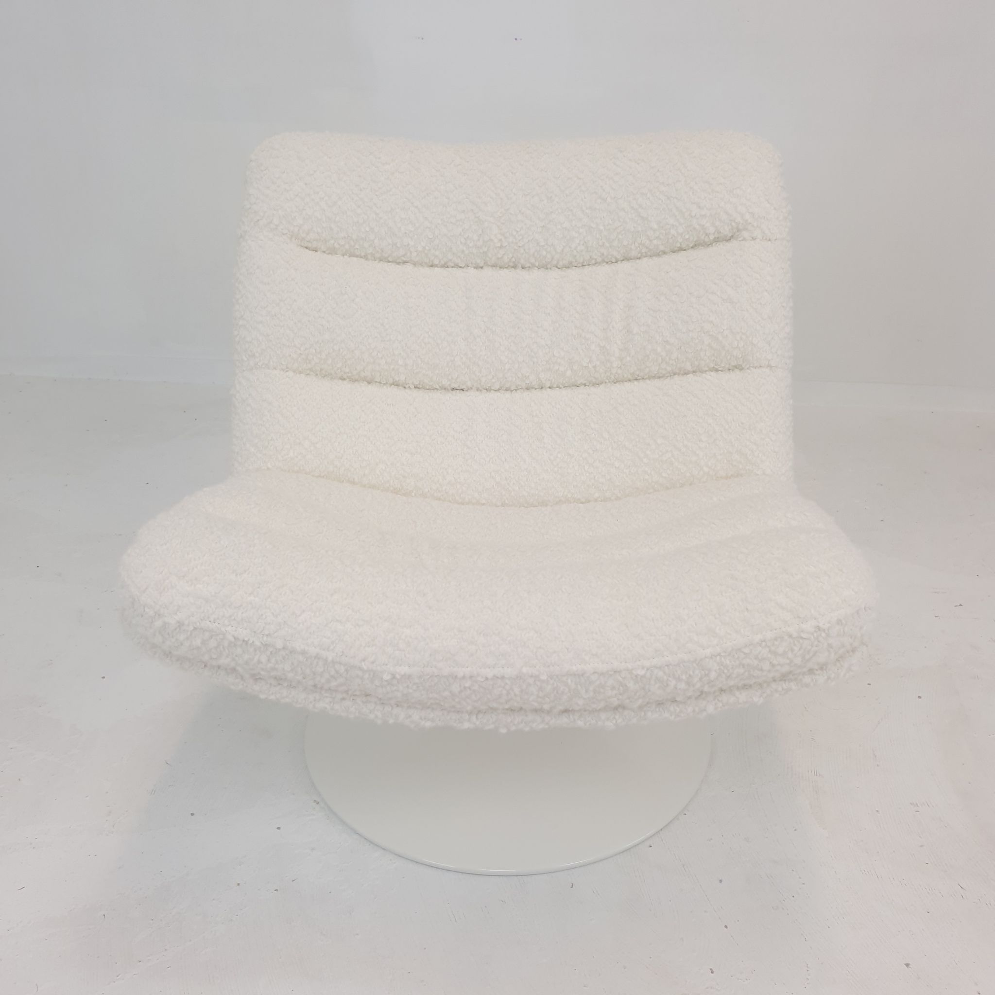 Mid Century 975 Lounge Chair by Geoffrey Harcourt for Artifort, 1960's
