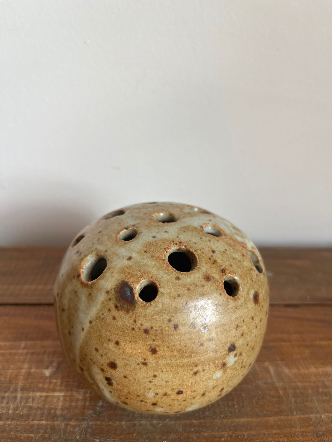 Stoneware flower spikes