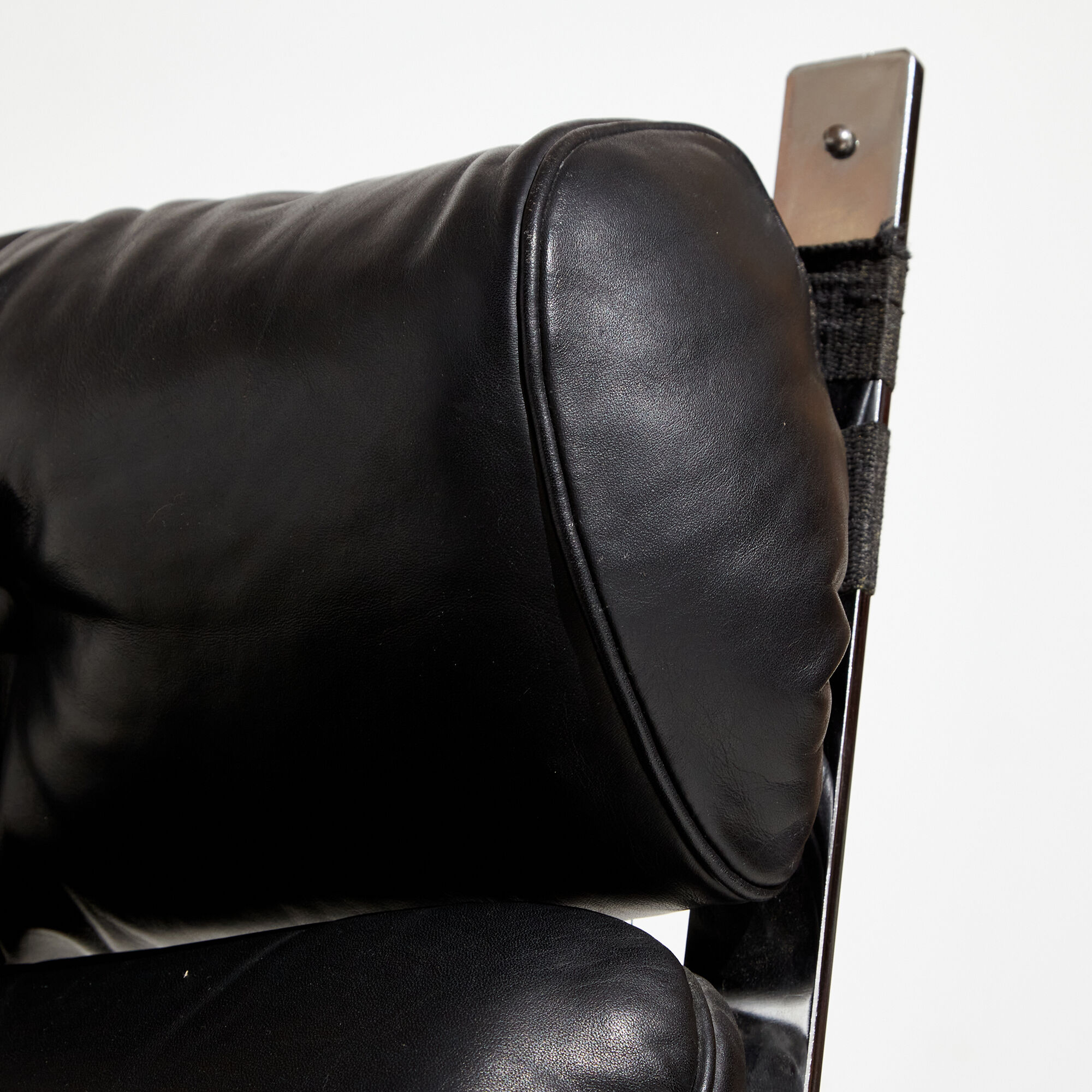 Leather lounge chair with ottoman by reinhold adolf for cor mk9220