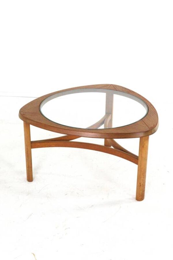 Table basse Nathan 'Tricester' - style mid-century moderne