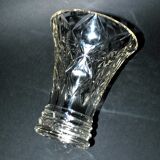 Vintage carved glass vase - Flared cornet shape - 15.5 cm