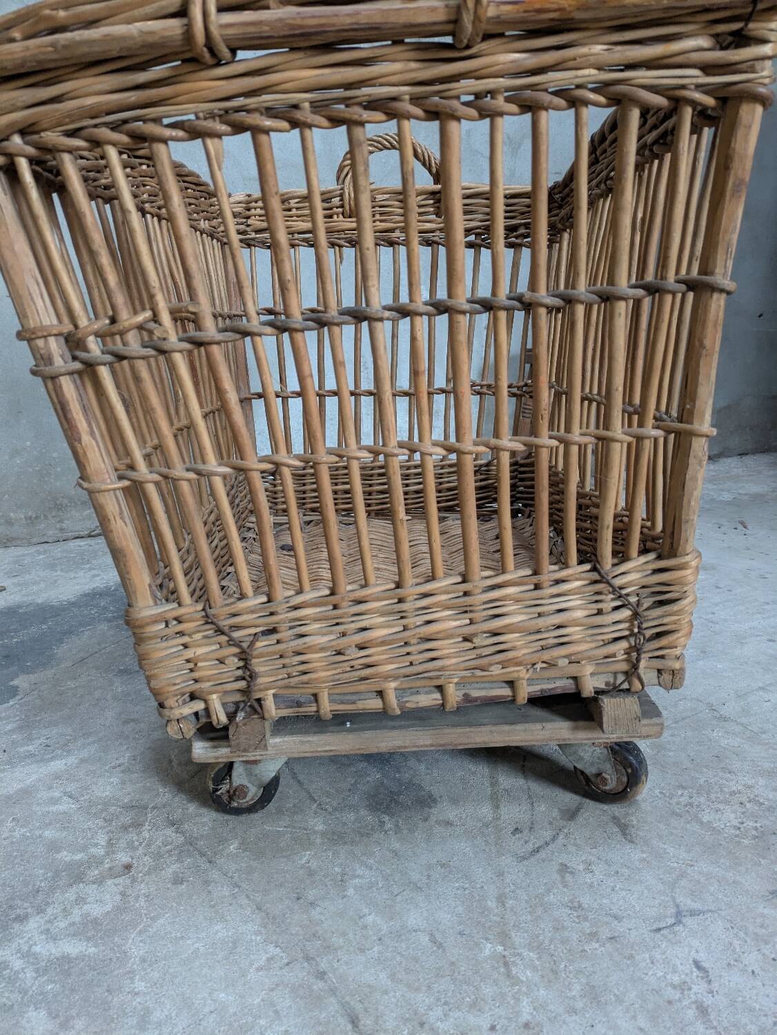 Large laundry basket