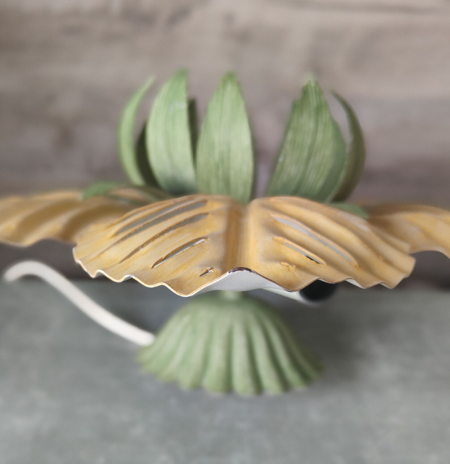 Vintage flower ceiling lamp