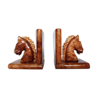 Serres livres cheval