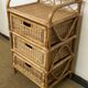 Commode en rotin vintage