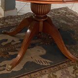 Circular table in light mahogany and leather base claw English style