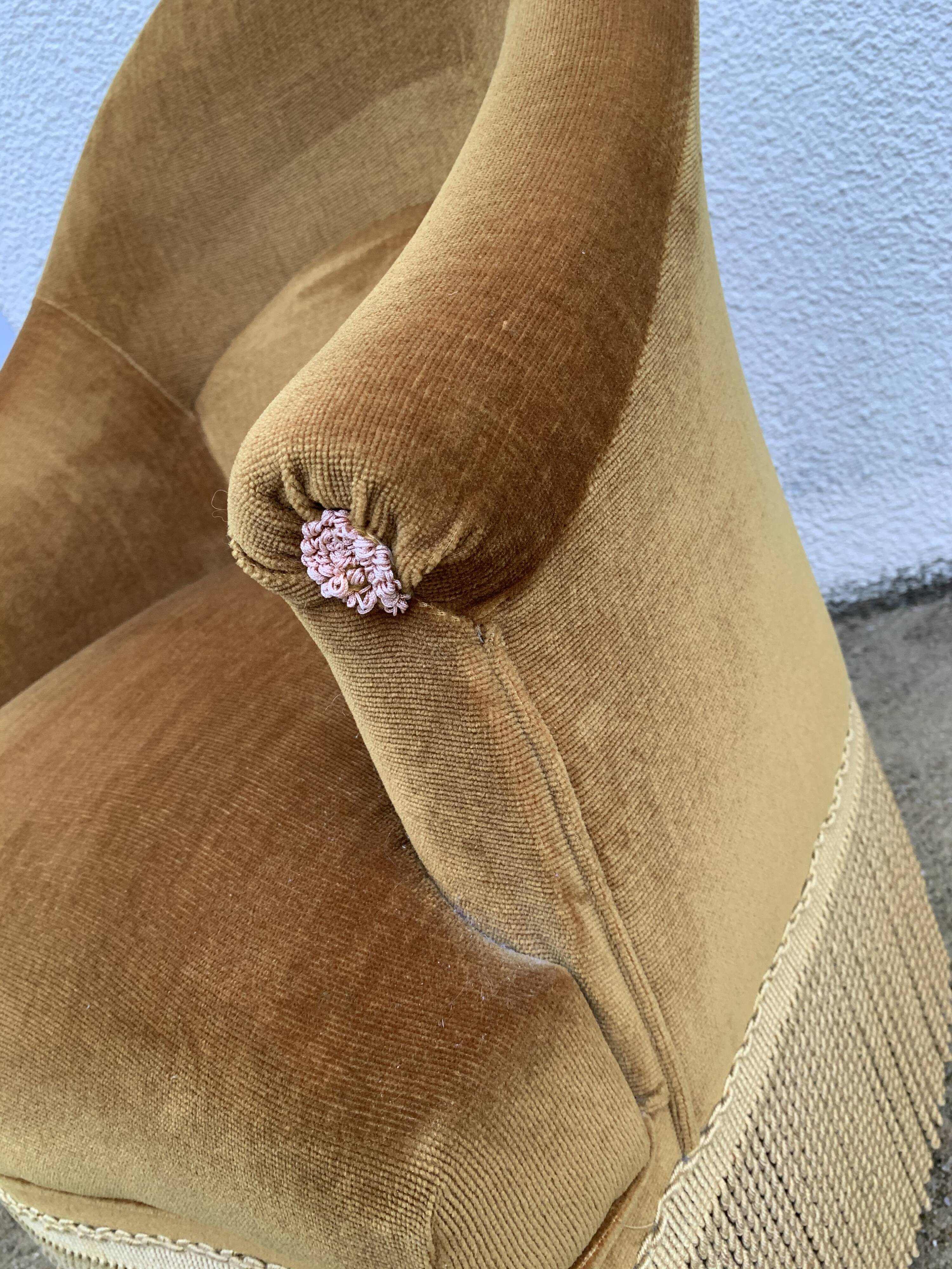 Pair of golden velvet toad armchairs 1970