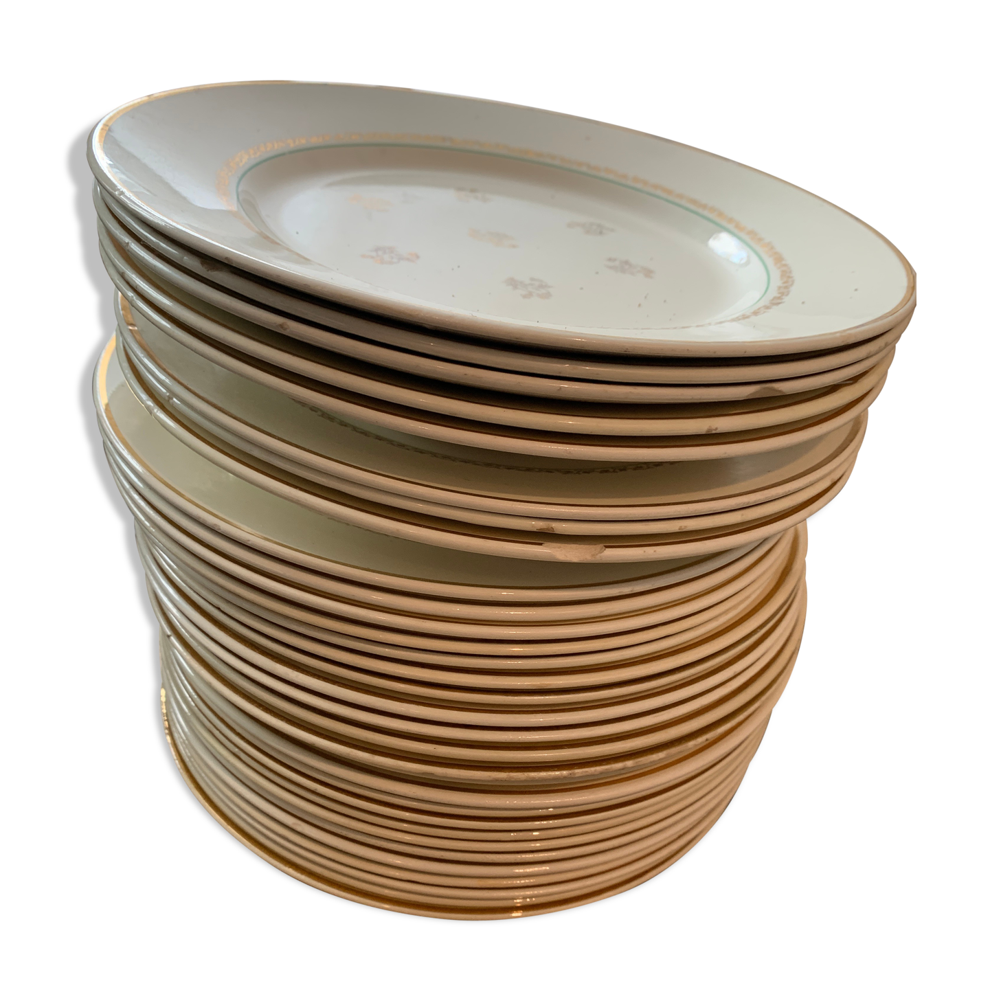 Lot 31 Gien porcelain plates