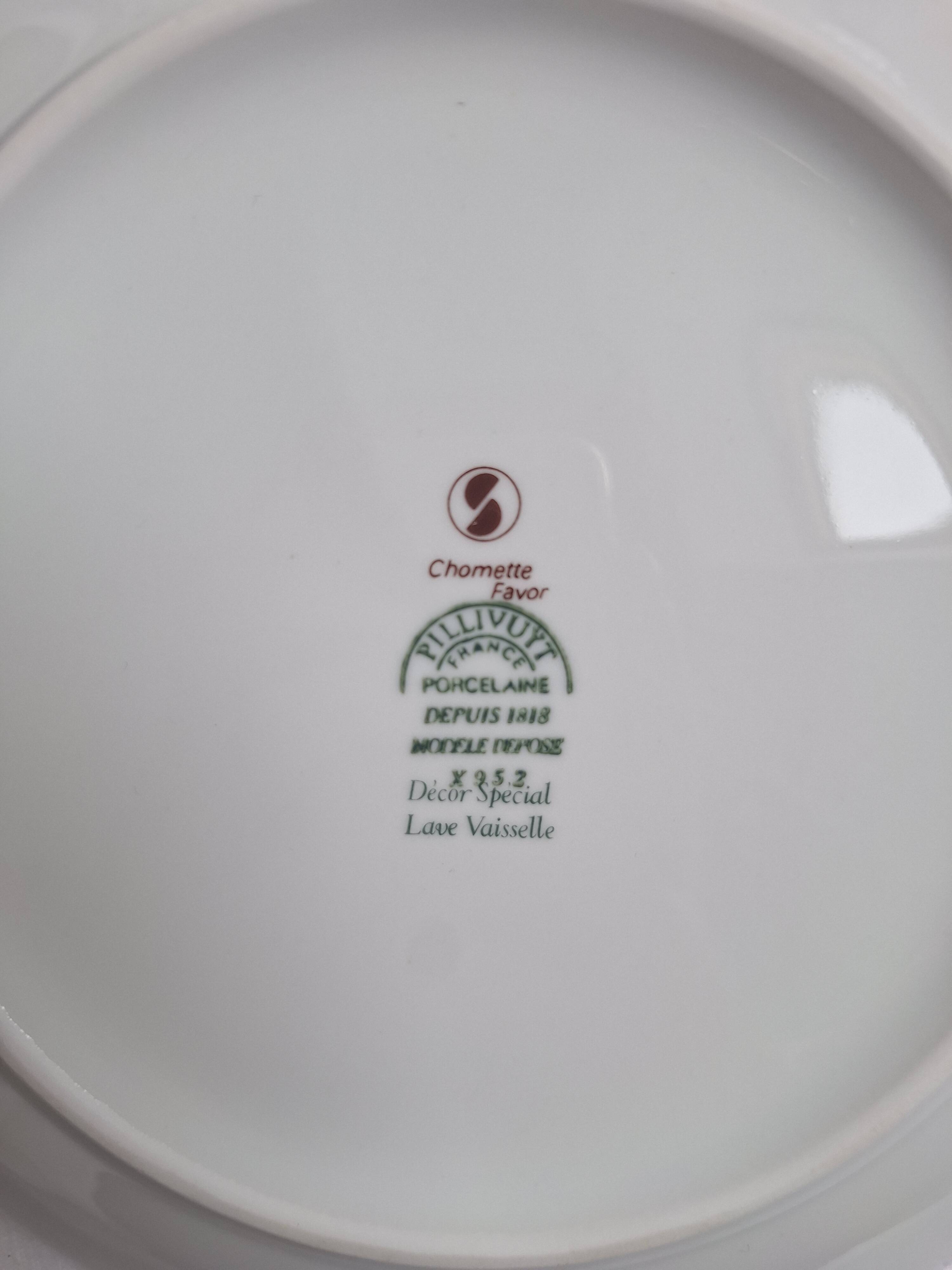 Oval dessert plates Pillivuyt