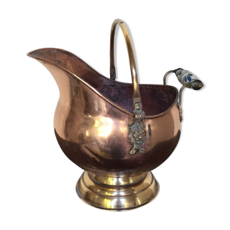 Ancient pink copper pot cover and porcelain handle