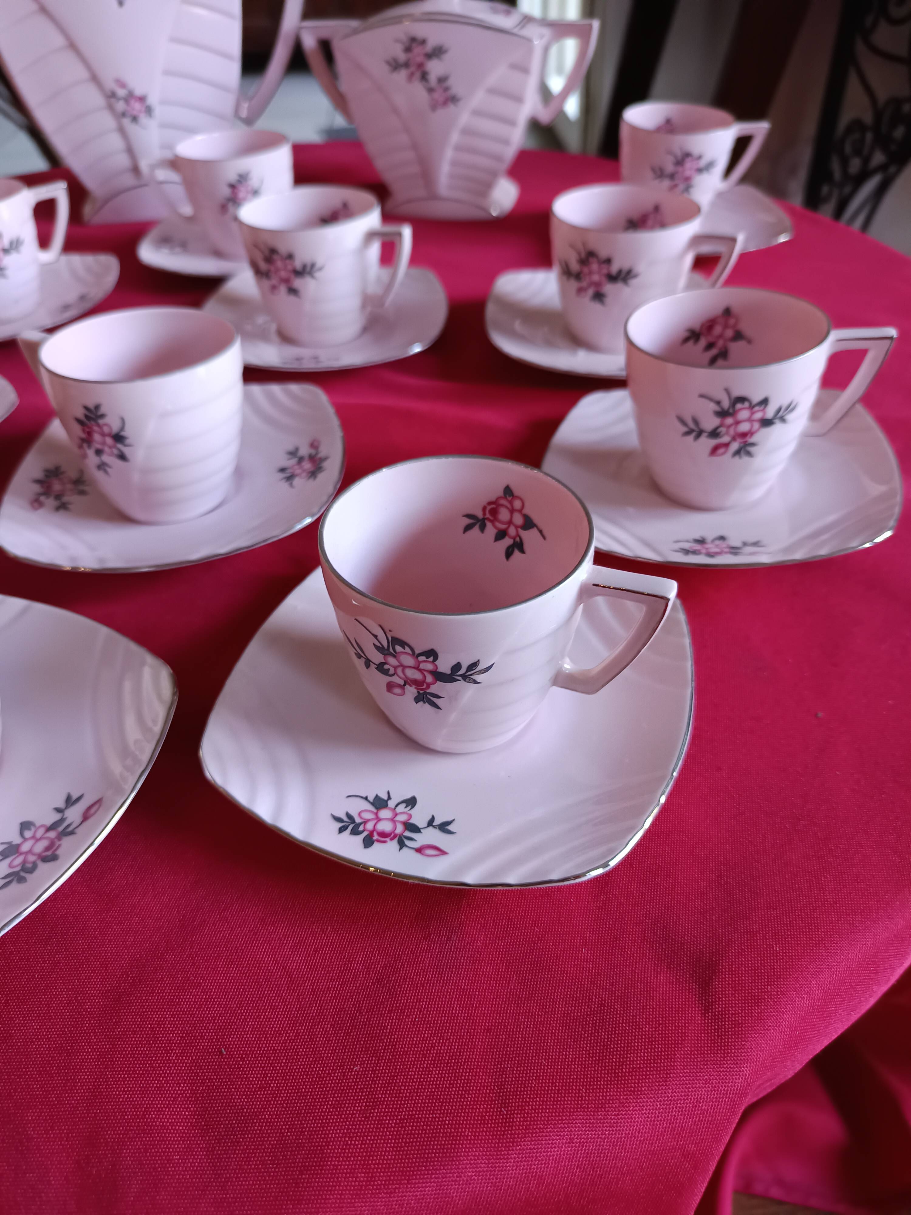 Pink Art Deco coffee service Victoria Porcelain Bohemia – 12 cups – years