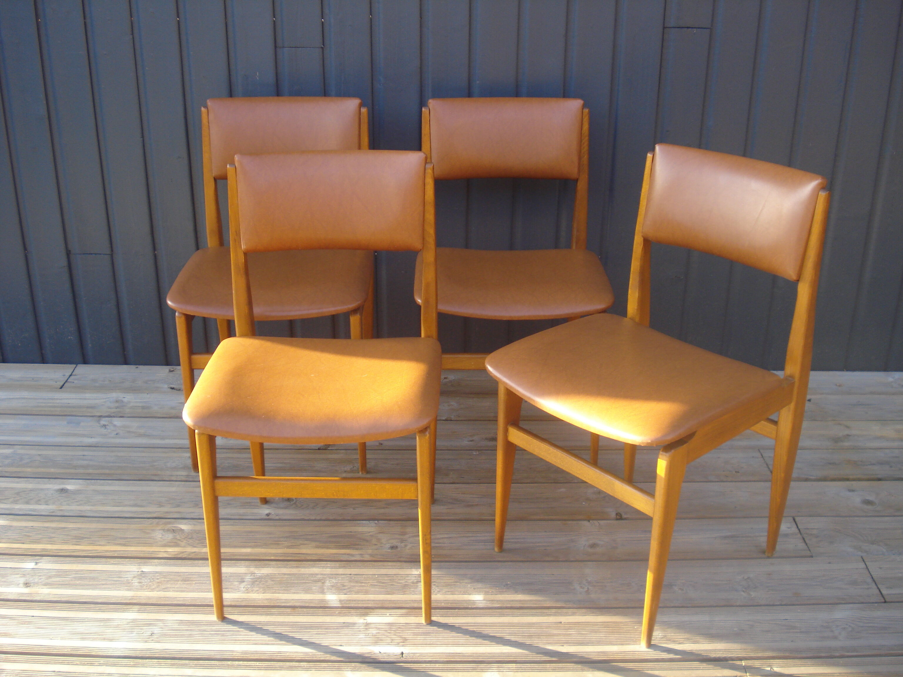 Set of 4 chairs Scandinavian lines