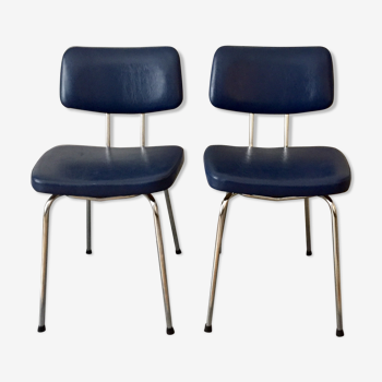 Pair of chairs in skai