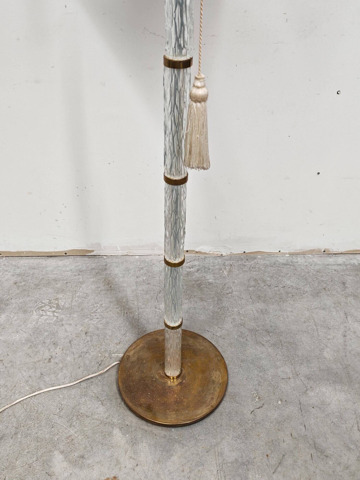 Mid-Century frosted glass floor lamp brass Richard Essig 1960s