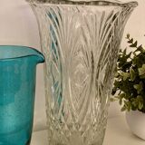 Molded glass vase