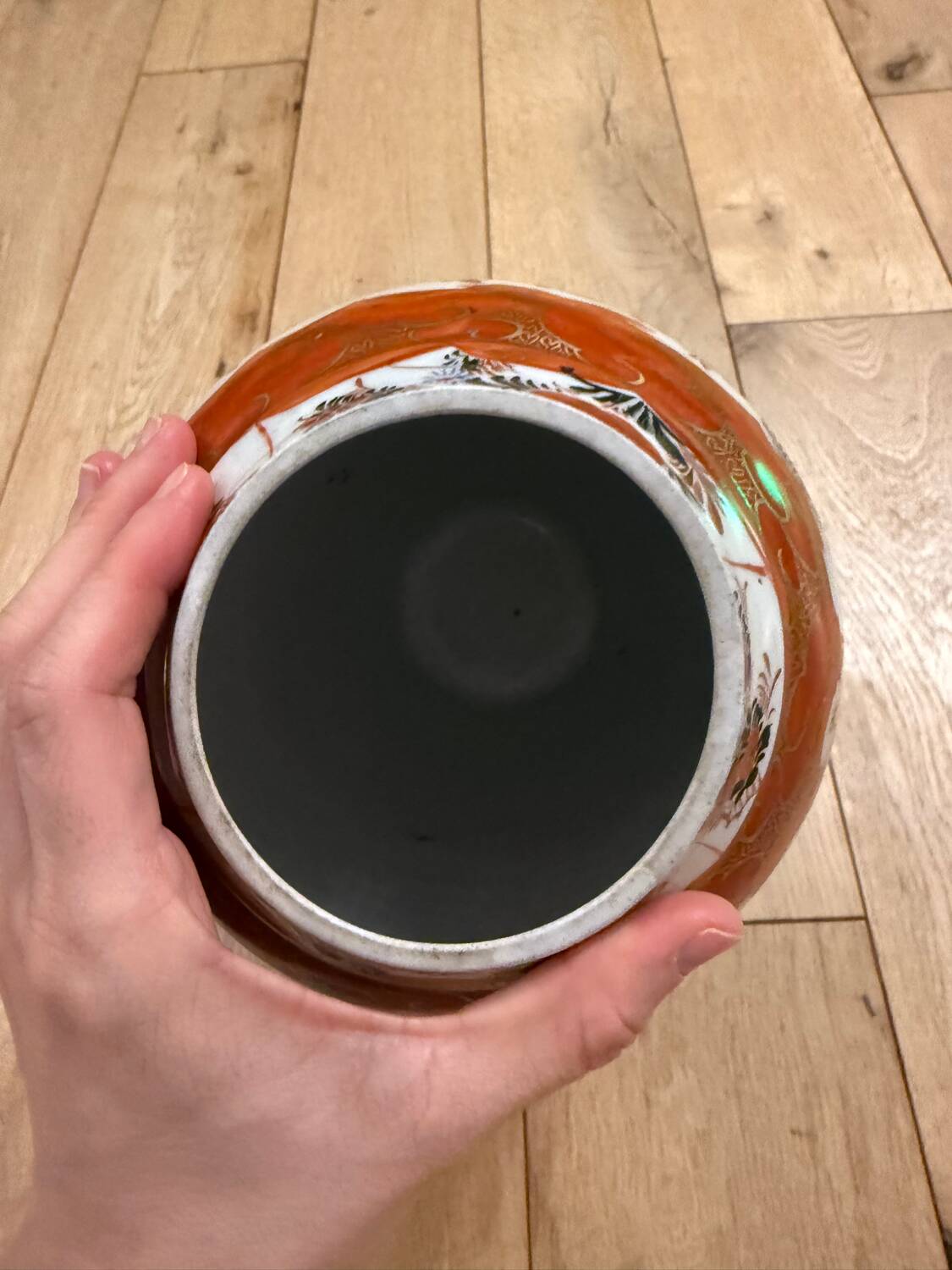 Large Japanese Kutani Porcelain Vase – Moriage Floral Relief – Early 2