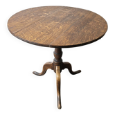 Table d'appoint en chêne antique de style géorgien avec plateau basculant sur trépied, 19e siècle