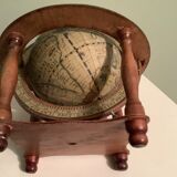 Globe terrestre ancien