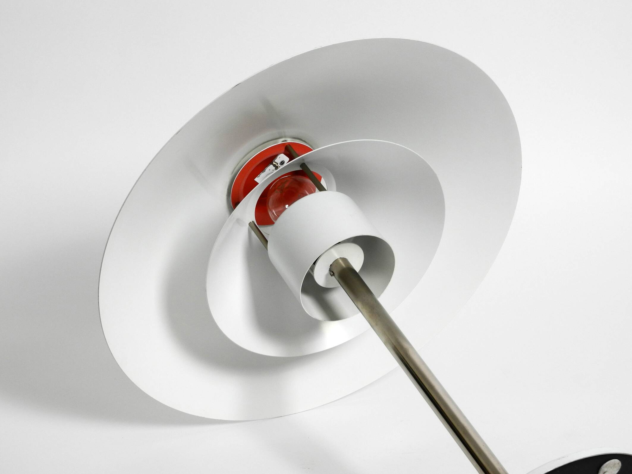 Magnifique et rare lampe de table très grande des années 70 par Christian Hvidt pour Nordisk Solar.