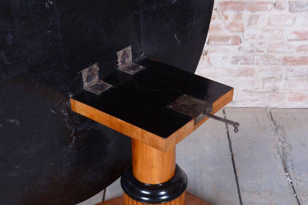 Biedermeier Dining Table in Cherry, 1930s