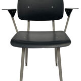 Friso Kramer Revolt arm chair for Ahrend de Cirkel 1953
