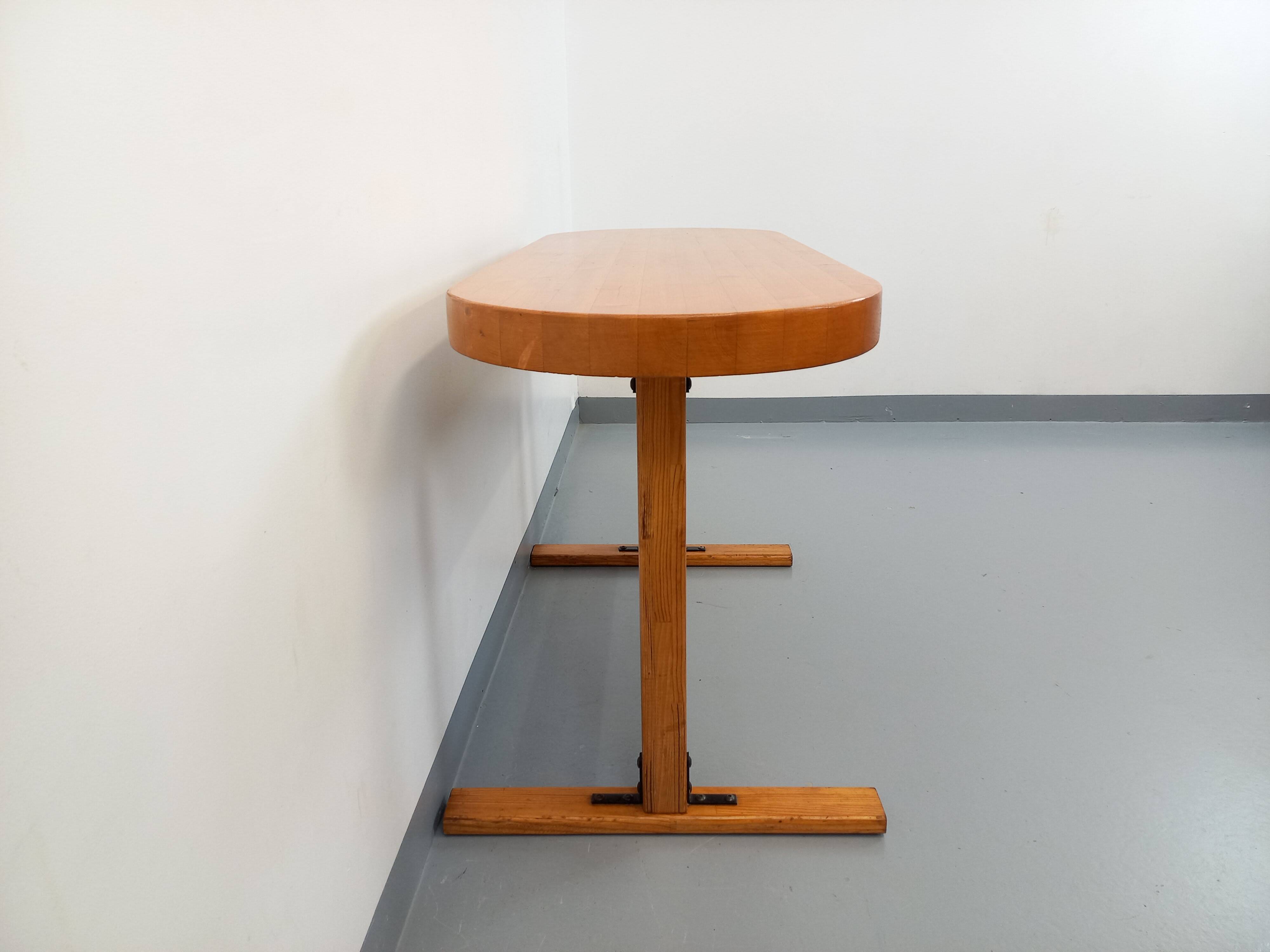 Oval table / vintage pine console from the 60s 70s