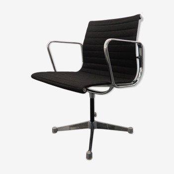 Aluminum EA108 desk chair by Charles & Ray Eames edition Herman Miller, 1960