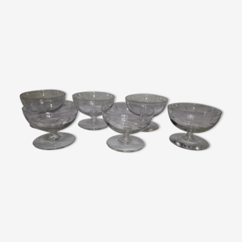 Lot de 6 petites coupes en verre gravé des années 50