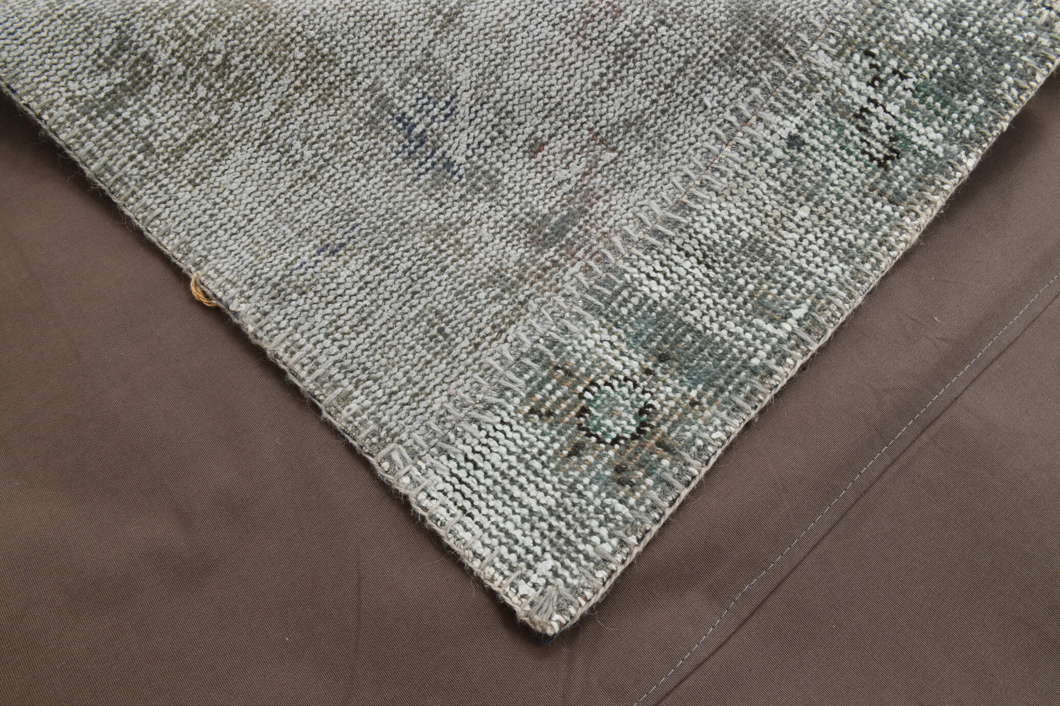 Neutral tones turkish rug 304x211cm