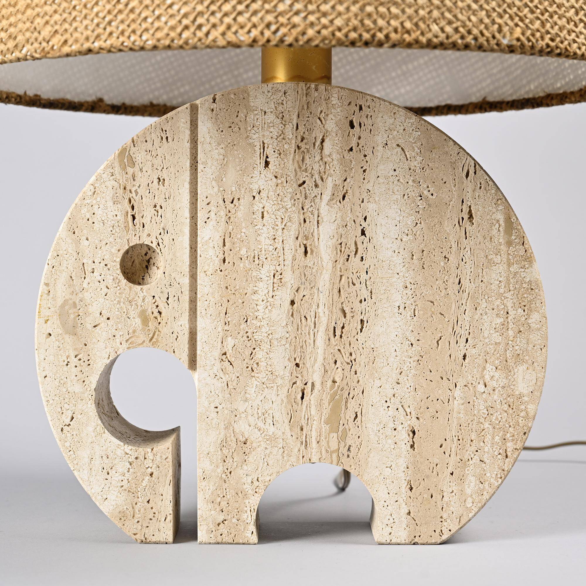 Paire de lampes de table "Éléphant" en travertin par Fratelli Mannelli, vers 1970
