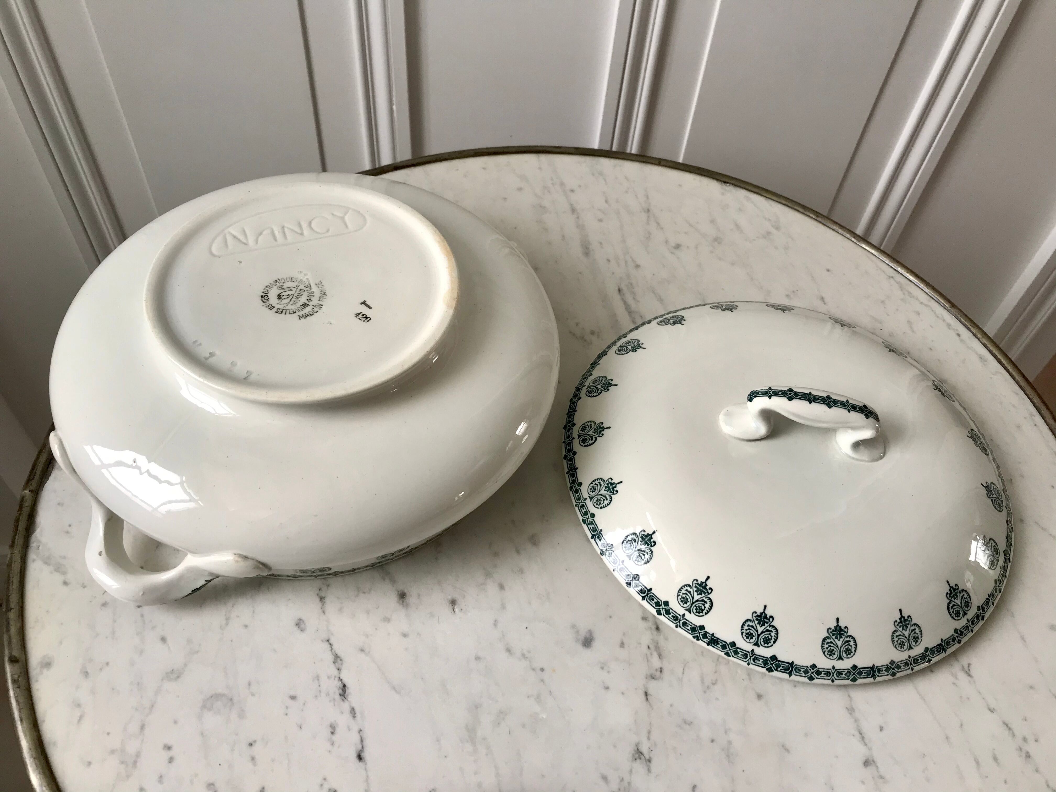 Tureen Terre de Fer Saint-Amand blue flowers model "Nancy" years 30-40