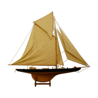 Boat model J-Class